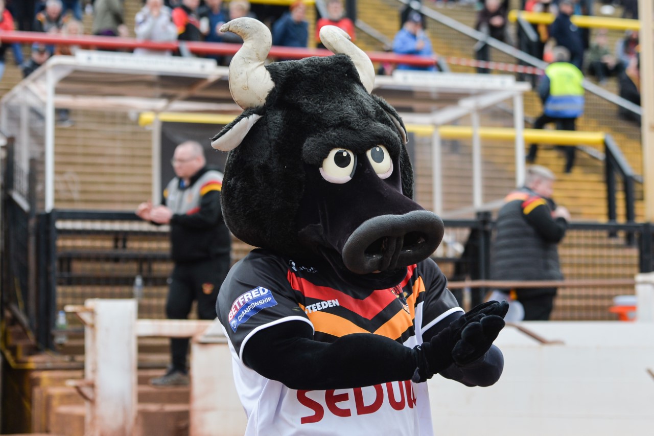 Bradford Bulls mascot